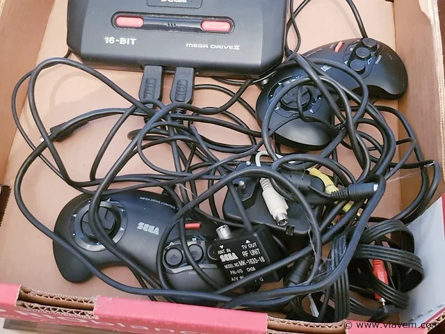 Spelconsole - afbeelding 2 van  2