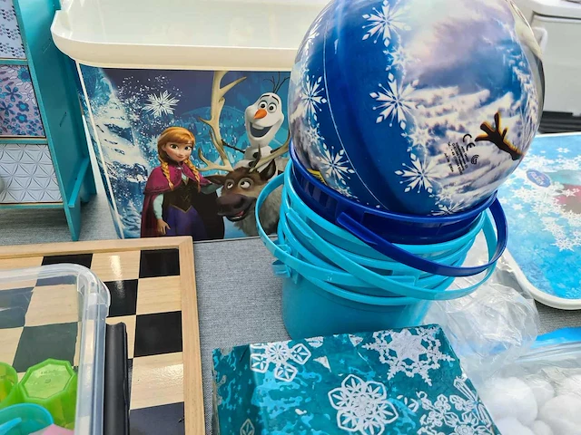 Spelkoffer inhoud thema frozen - afbeelding 5 van  11