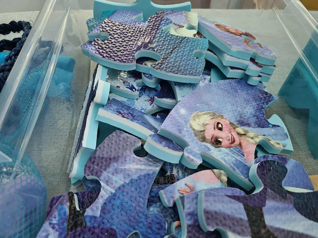 Spelkoffer inhoud thema frozen - afbeelding 9 van  11