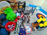 Spelkoffer inhoud thema superhelden - afbeelding 1 van  10