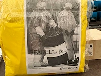 Sperian. spacel plus 3000 ra ebj. 3&5. polythleenfolie wegwerpoverall (3x) - afbeelding 1 van  2