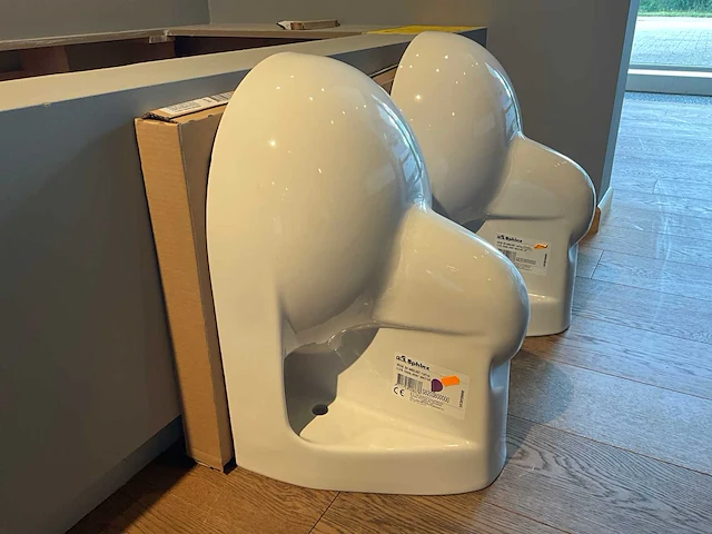 Sphinx 300 hangtoilet - afbeelding 1 van  4