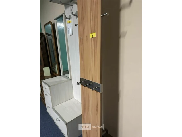 Spiegel + kapstok + hoedenlegger - afbeelding 3 van  4