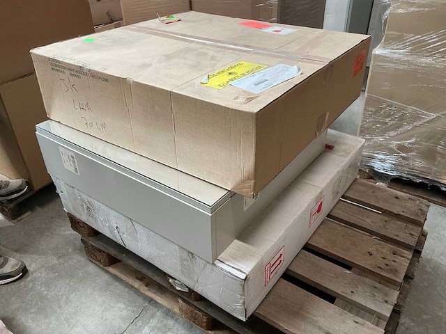 Spiegelkast (3x) - afbeelding 1 van  5