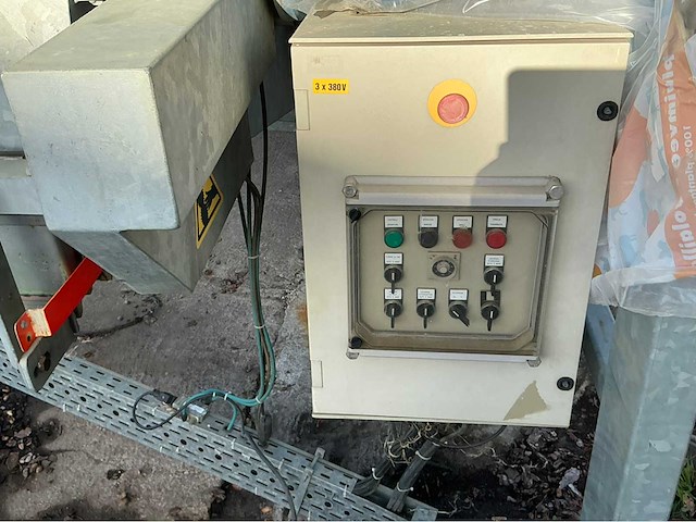 Spiessens zandzakvulmachine combinatie - afbeelding 11 van  13