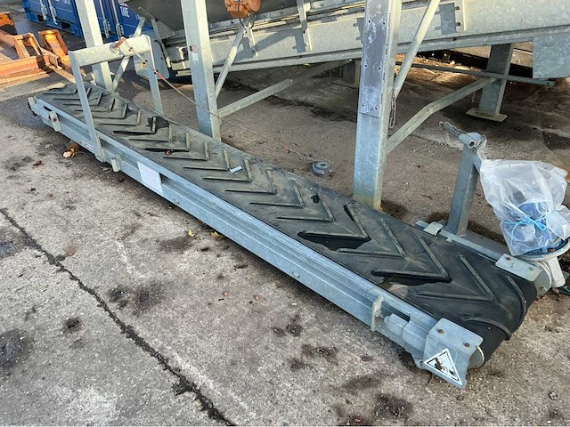 Spiessens zandzakvulmachine combinatie - afbeelding 13 van  13