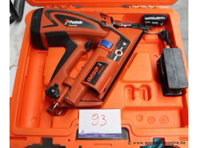 Spijkermachine spit paslode im90ci lithium, werking niet gekend - afbeelding 1 van  2