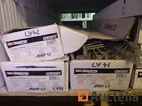 Spijkermachine voor gyproc met senco duraspin ds202-14v schroef overblijfsel - afbeelding 7 van  12