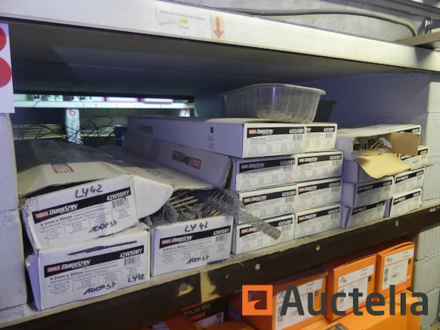 Spijkermachine voor gyproc met senco duraspin ds202-14v schroef overblijfsel - afbeelding 12 van  12