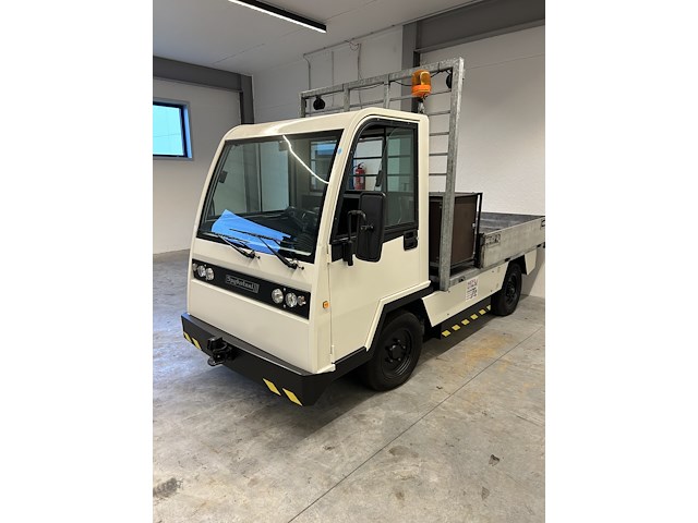 Spijkstaal trekker - bj 2010 - afbeelding 7 van  14