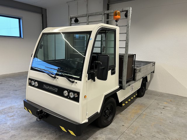 Spijkstaal trekker - bj 2010 - afbeelding 9 van  14