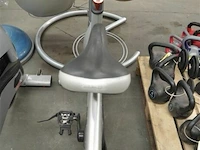 Spinning fiets spinner nxt toonzaal model - afbeelding 4 van  4