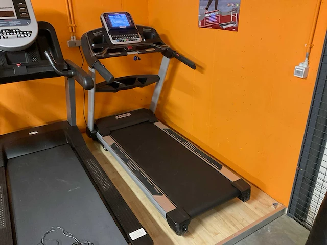 Spirit xt685 loopband - afbeelding 1 van  4