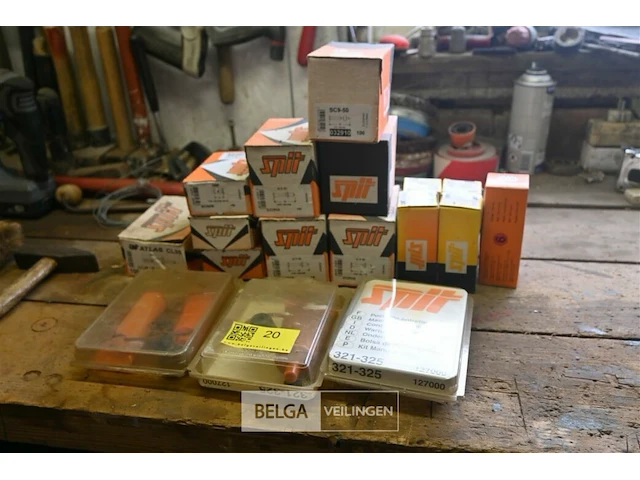 Spit diverse materialen - afbeelding 1 van  7