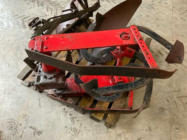 Spitmachine / wentelploeg - afbeelding 2 van  5
