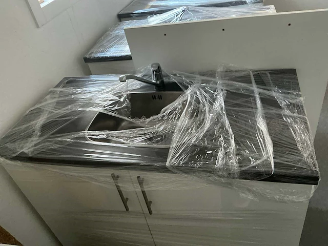 Spoelbak gemonteerd in meubel (2x) - afbeelding 5 van  11