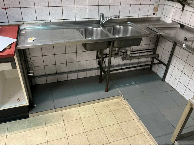Spoeltafel overige keukenbenodigdheden - afbeelding 1 van  4