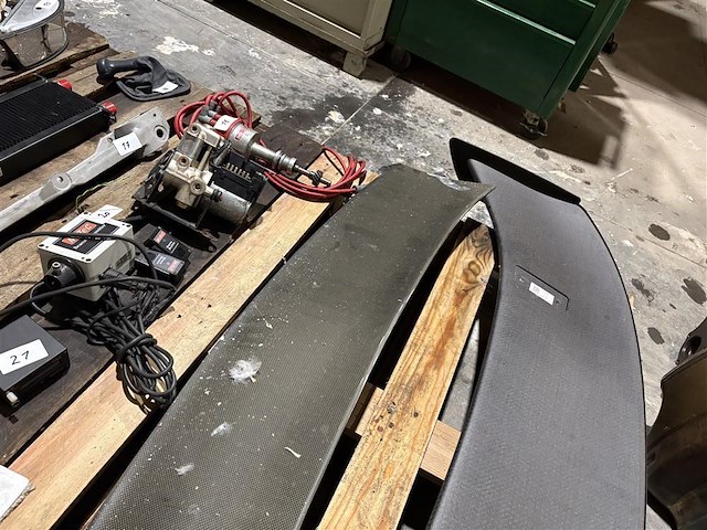 Spoiler carbon - afbeelding 3 van  3