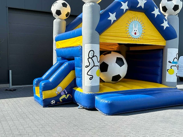 Springkasteel 'voetbal 1' - afbeelding 2 van  6