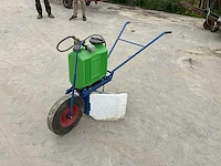 Sproeikruiwagen met volwiel - afbeelding 4 van  10