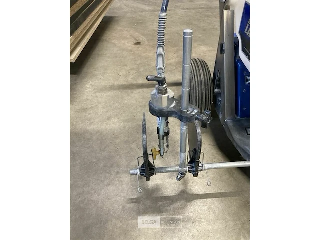 Spuitautomaat voor kalklijnen - afbeelding 2 van  3