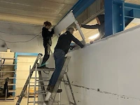 Spuitcabine mooi gedemonteerd - afbeelding 15 van  17