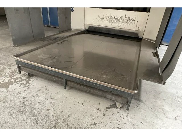 Spuitcabine wagner/estee spuitsysteem met rail techniek sgc - afbeelding 35 van  39