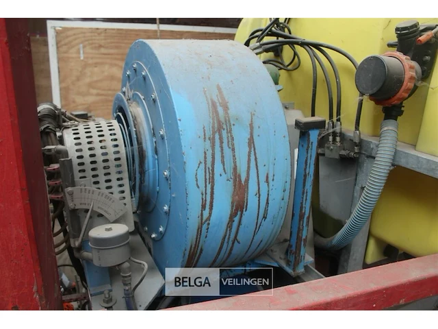 Spuitmachine om rupsen te verdelgen - afbeelding 2 van  11