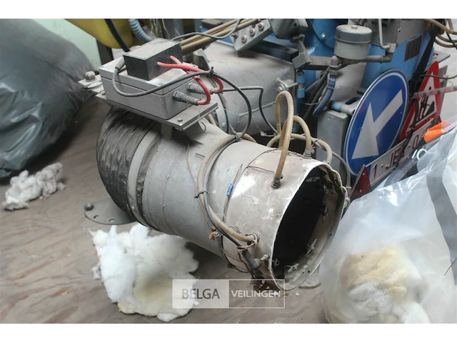 Spuitmachine om rupsen te verdelgen - afbeelding 7 van  11