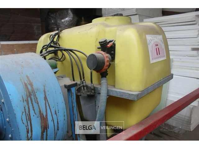 Spuitmachine om rupsen te verdelgen - afbeelding 11 van  11