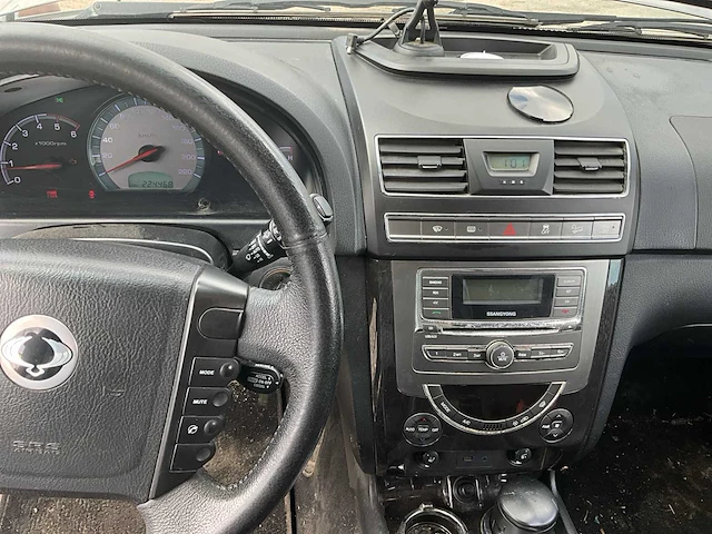 Ssangyong rexton - 2013 - afbeelding 17 van  29