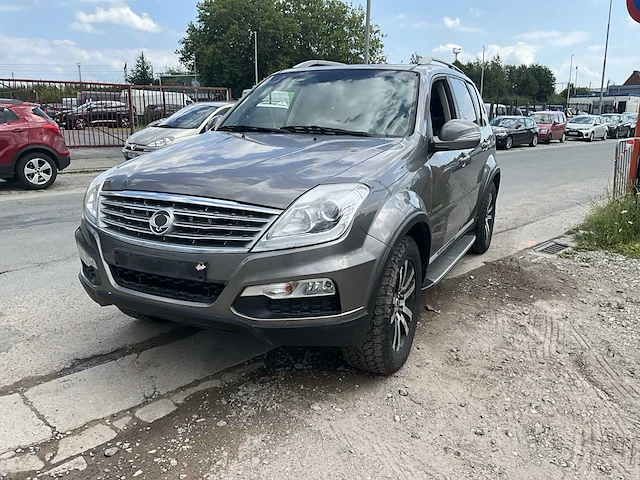 Ssangyong rexton - 2013 - afbeelding 12 van  29