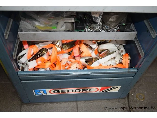 St gereedschapskast gedore vv roldeur, inh lot div handgereedschappen - afbeelding 3 van  3