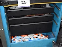 St gereedschapskast hazet, zonder deur, inh oa lot div spanriemen