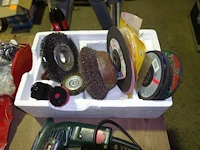 Staalborstels en slijpschijven en ontkalkborstels - afbeelding 1 van  1