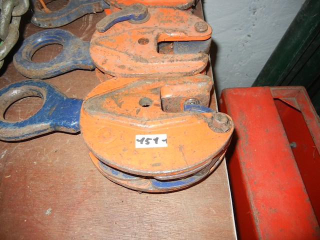 Staalplaatgrijpers 4 stuks elk duizend kilo belasting mogelijk - afbeelding 1 van  2