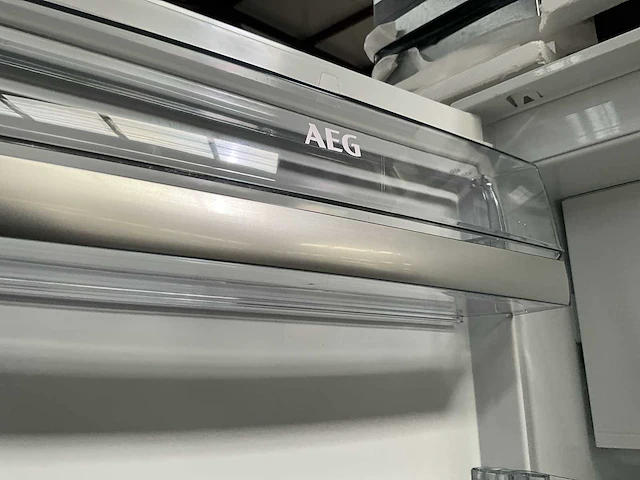 Staande inbouw koelkast aeg - afbeelding 3 van  9