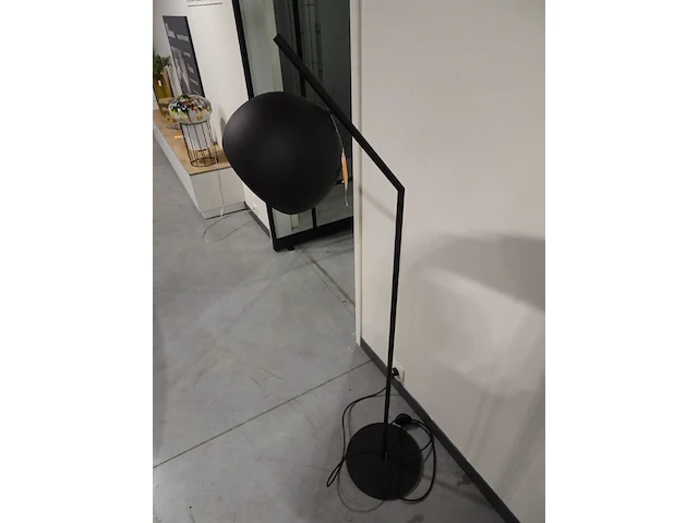 Staande lamp dexo - afbeelding 2 van  4