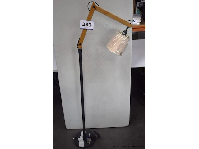 Staande lamp janko - afbeelding 1 van  2