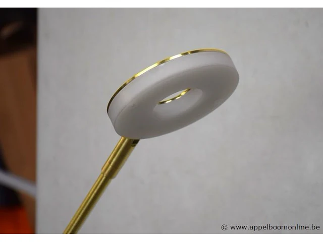 Staande lamp living - afbeelding 2 van  3
