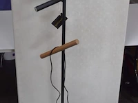 Staande lamp - afbeelding 1 van  2