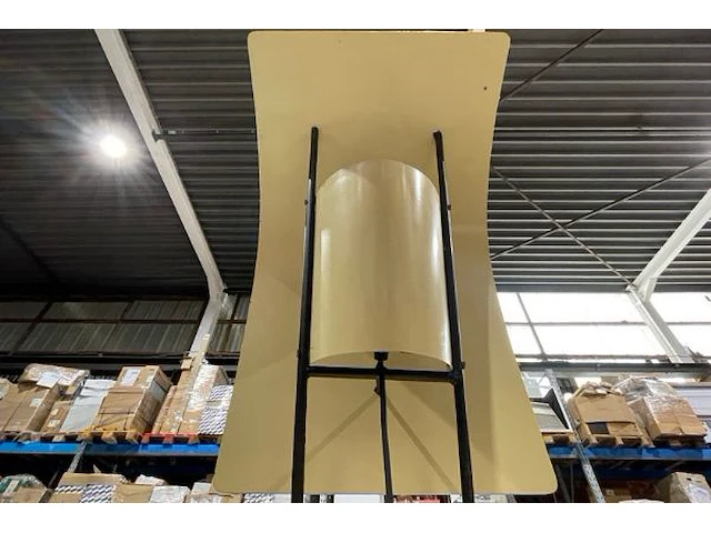 Staande lamp - afbeelding 3 van  3