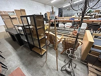 Staande lamp - afbeelding 1 van  3