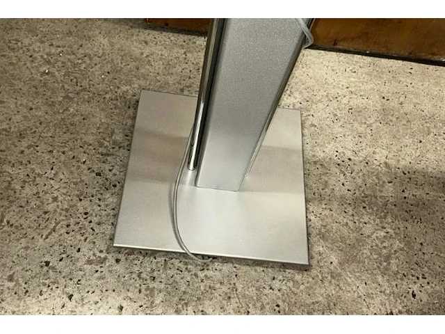 Staande lamp - afbeelding 5 van  5