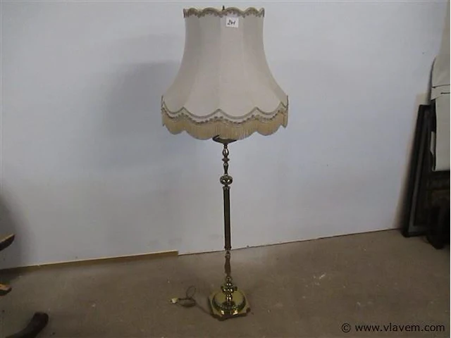 Staande lamp - afbeelding 1 van  3