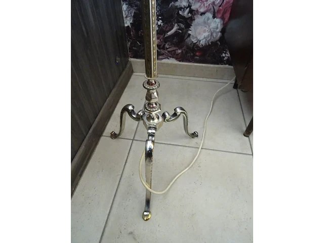 Staande lamp - afbeelding 2 van  4