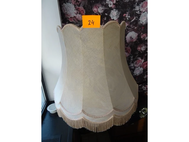 Staande lamp - afbeelding 4 van  4