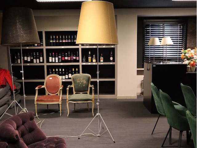 Staande lamp - afbeelding 1 van  3