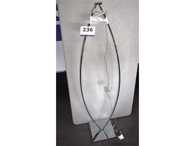 Staande led lamp - afbeelding 1 van  2
