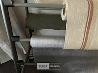 Staander met div soorten tafellakens - afbeelding 5 van  6